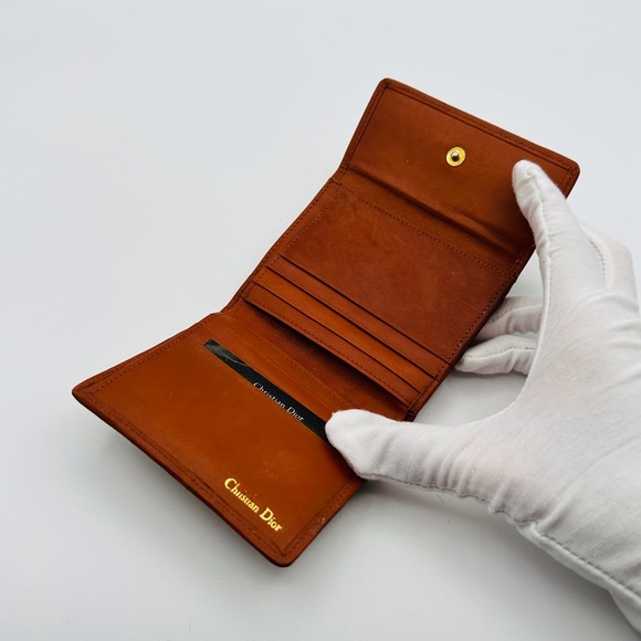 Dior Vintage Leather Wallet - Picture 4 of 9